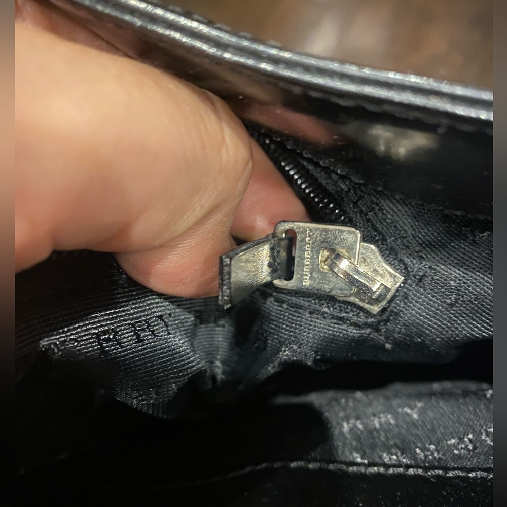 Burrberry Plaid Bag - Picture 3 of 9